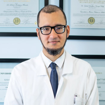 Dr. Gabriel Carvajal Valdy Dr. Gabriel Carvajal Valdy